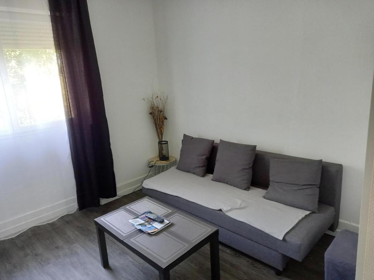 1er étage Appartement 2ch avec parking à Lurs Exterior foto