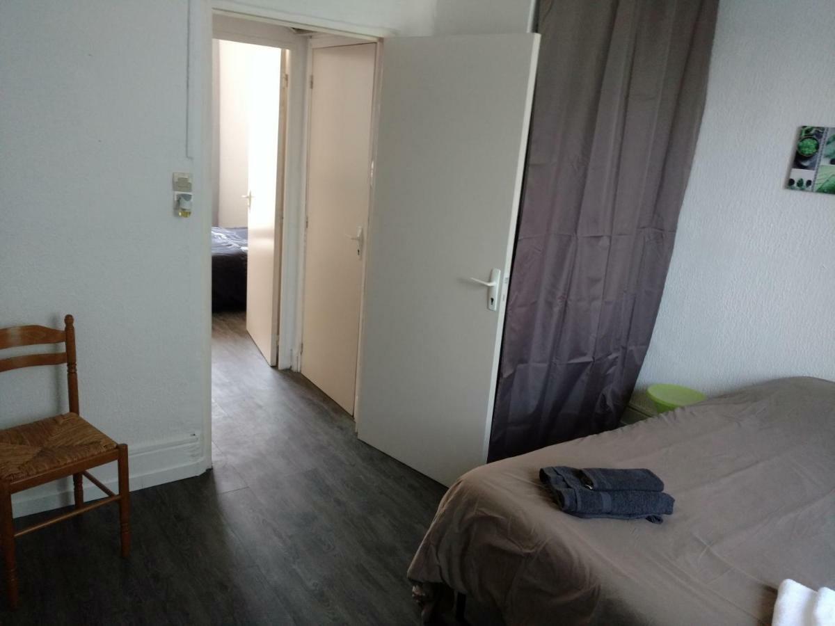 1er étage Appartement 2ch avec parking à Lurs Exterior foto